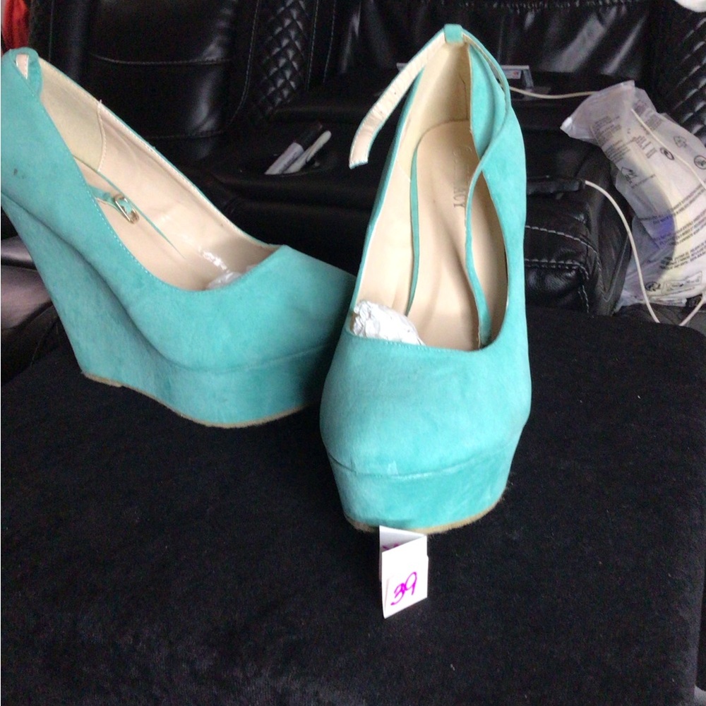Rampage Turquoise Wedges Stylish Comfortable Design